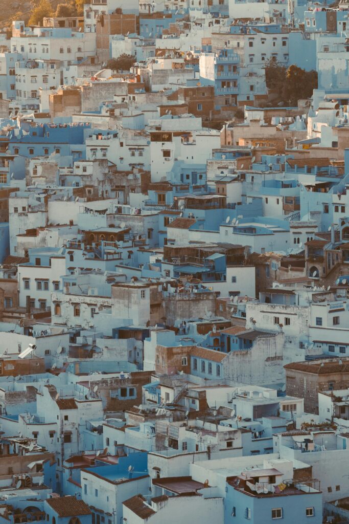 Chefchaouen : La Ville Bleue, Conseils de Voyage et Attractions à Ne Pas Manquer